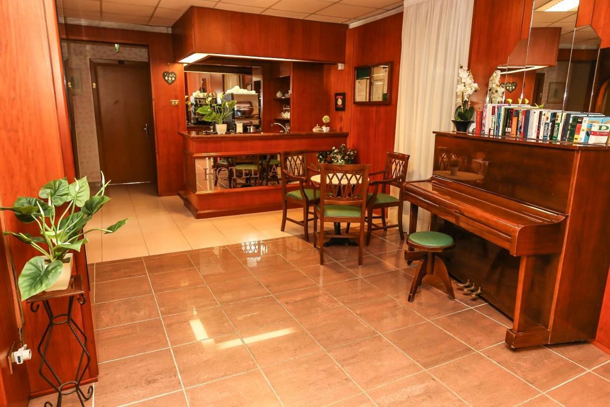 Albergo Athena Rome Luaran gambar